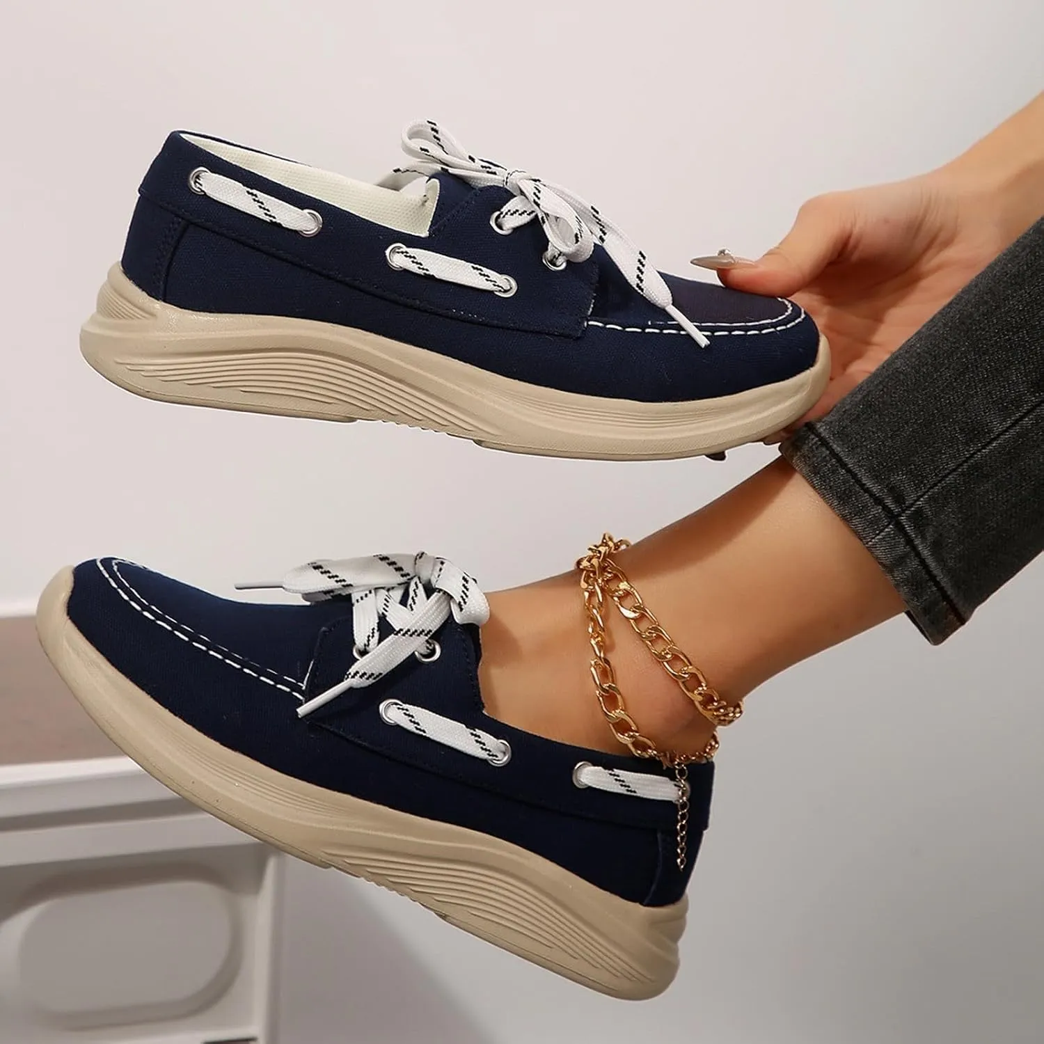 2025 Women's Canvas Slip On Shoes Lace Up Sneakers Slip On Low Top Arch Support Walking Loafers Orthopedic Non Slip Closed Toe Running Casual Boat Shoes Soft Tennis Shoe for Daily Wear