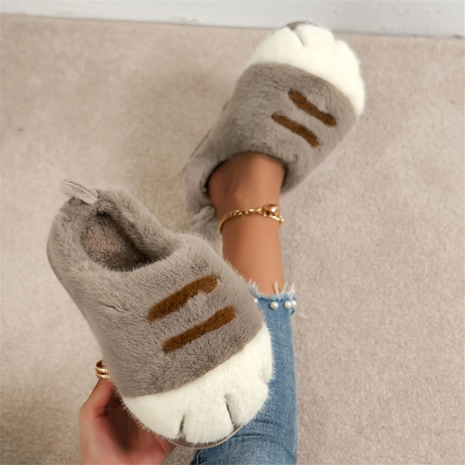 Cat Paw Slippers, Cat Slippers for Women 3D Cat Paw Cartoon Slipper Warm Fluffy Furry Winter Indoor Outdoor Slides