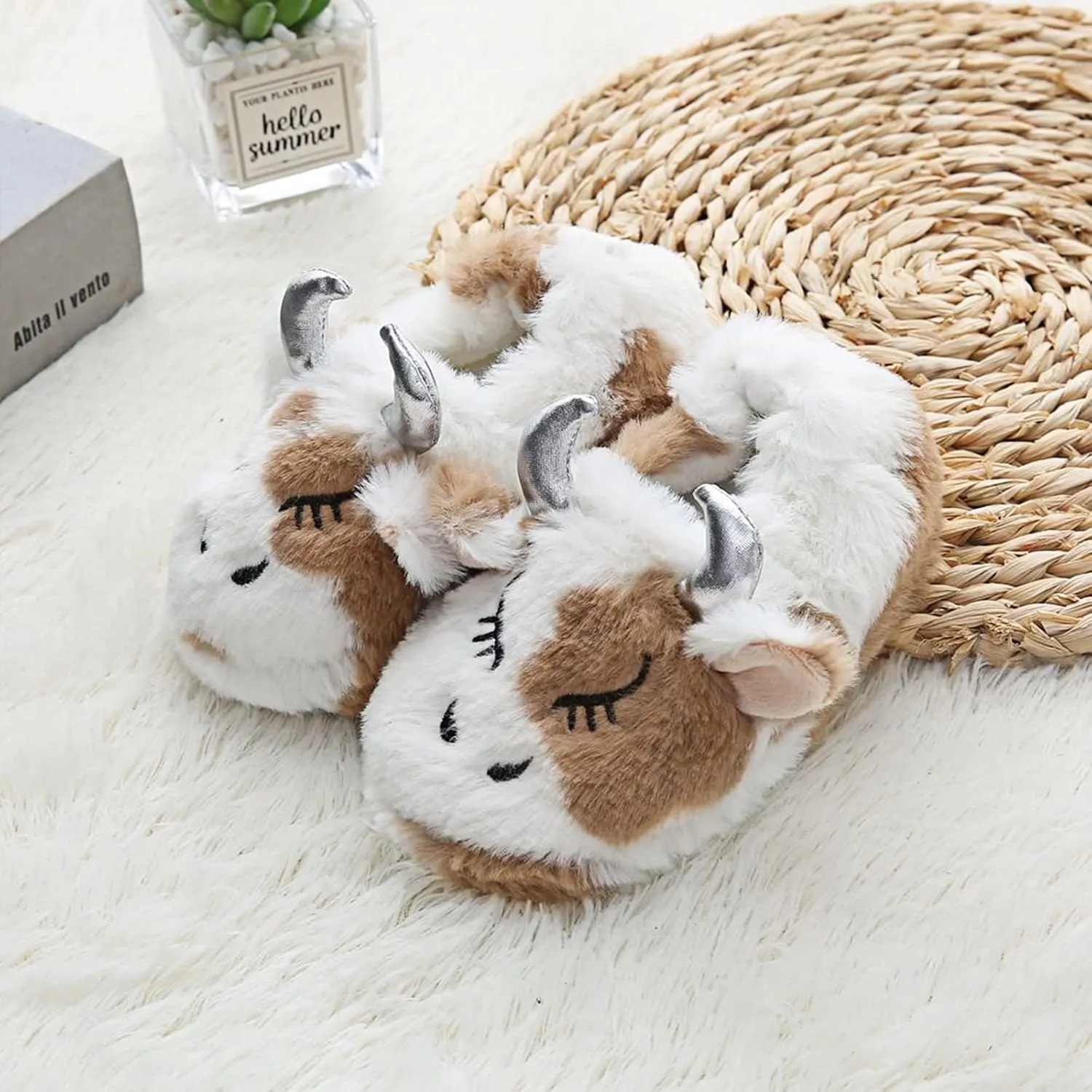 eccbox Toddler Boys Girls Cute Slippers Unicorn Fluffy Fuzzy Winter Warm Slippers Cartoon Animal Plush Indoor House Slip-on Shoes