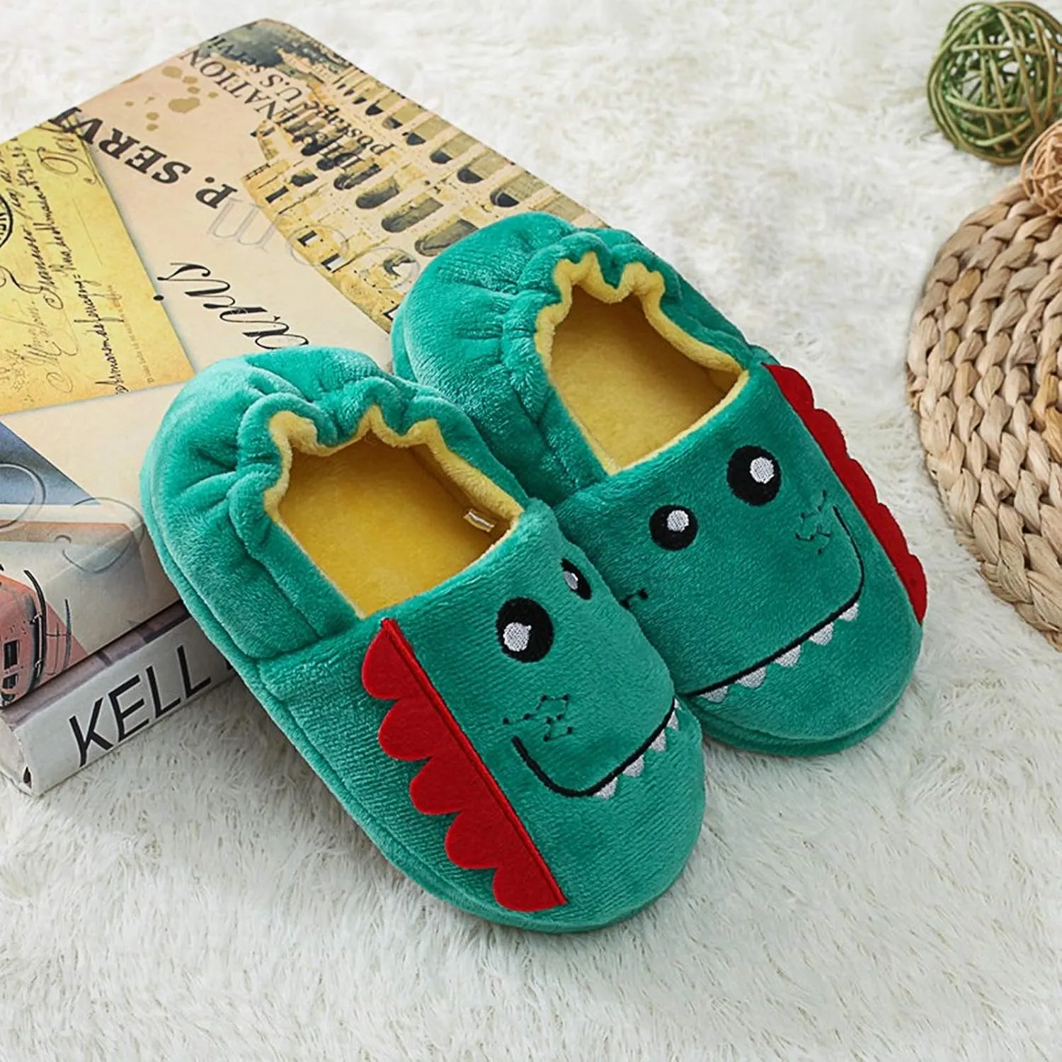 eccbox Toddler Boys Girls Cute Slippers Unicorn Fluffy Fuzzy Winter Warm Slippers Cartoon Animal Plush Indoor House Slip-on Shoes