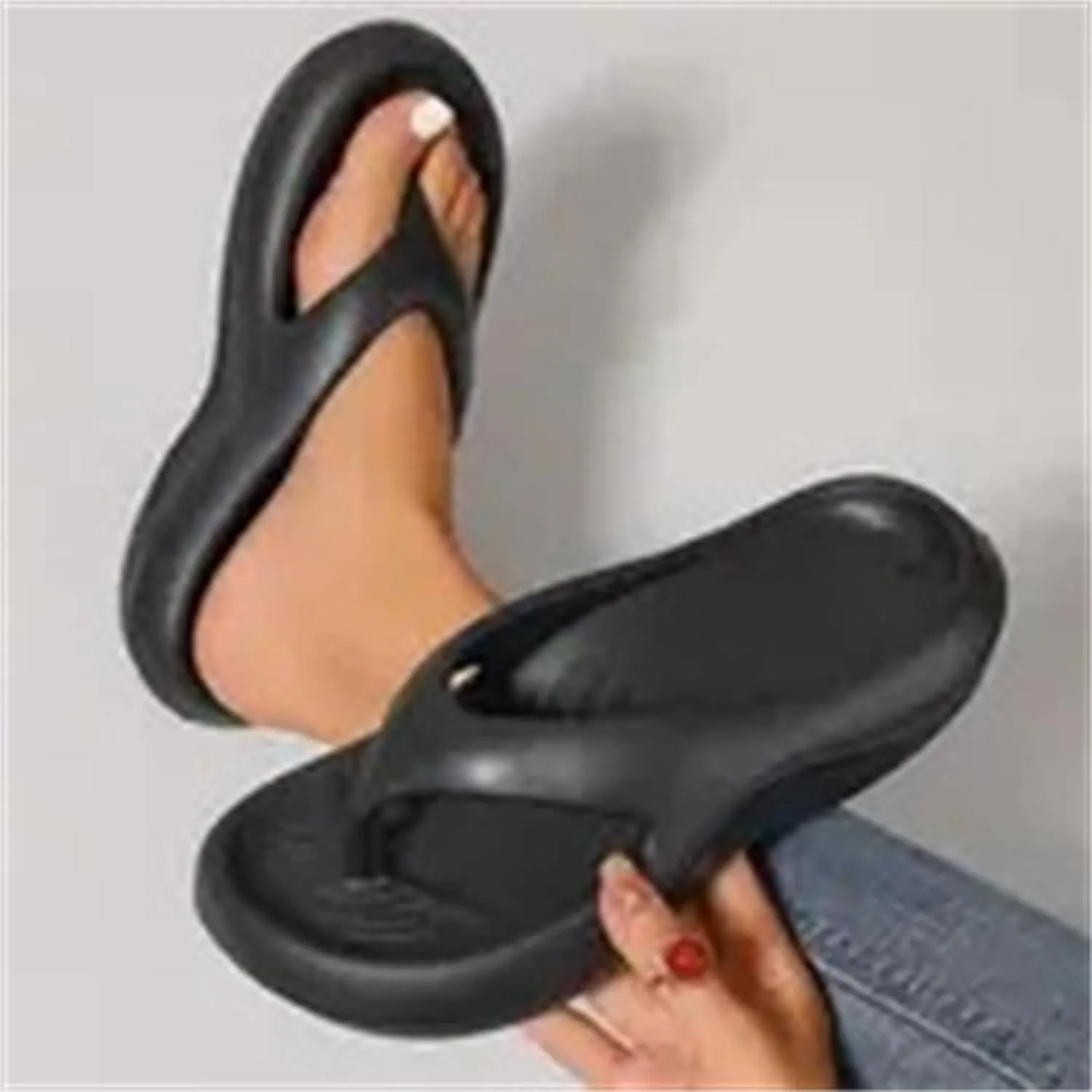 Orthopedic Sandals with Arch Support Flip Flops for Women Wedge Pressure Relief Water Friendly Shock Absorption Pillow Soft Slippers Summer Beach Lightweight Travel Outdoor Going Out Bathroom Slipper