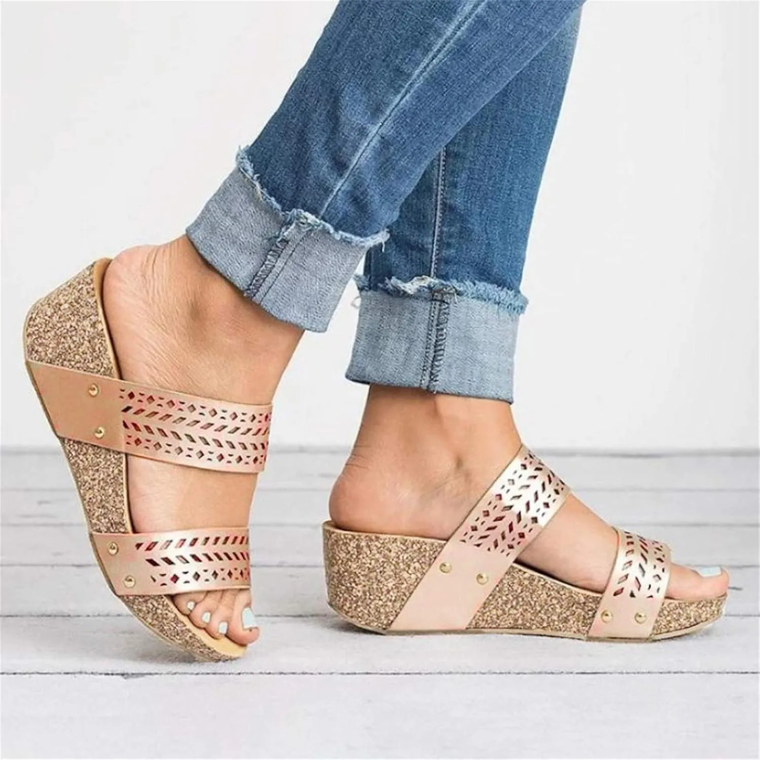 Platform Sandals Women Wedge Ankle Band Cork Platform Slip-Resistant Sole Casual Beach Walking Sandals 2025 Spring and Summer Vacation
