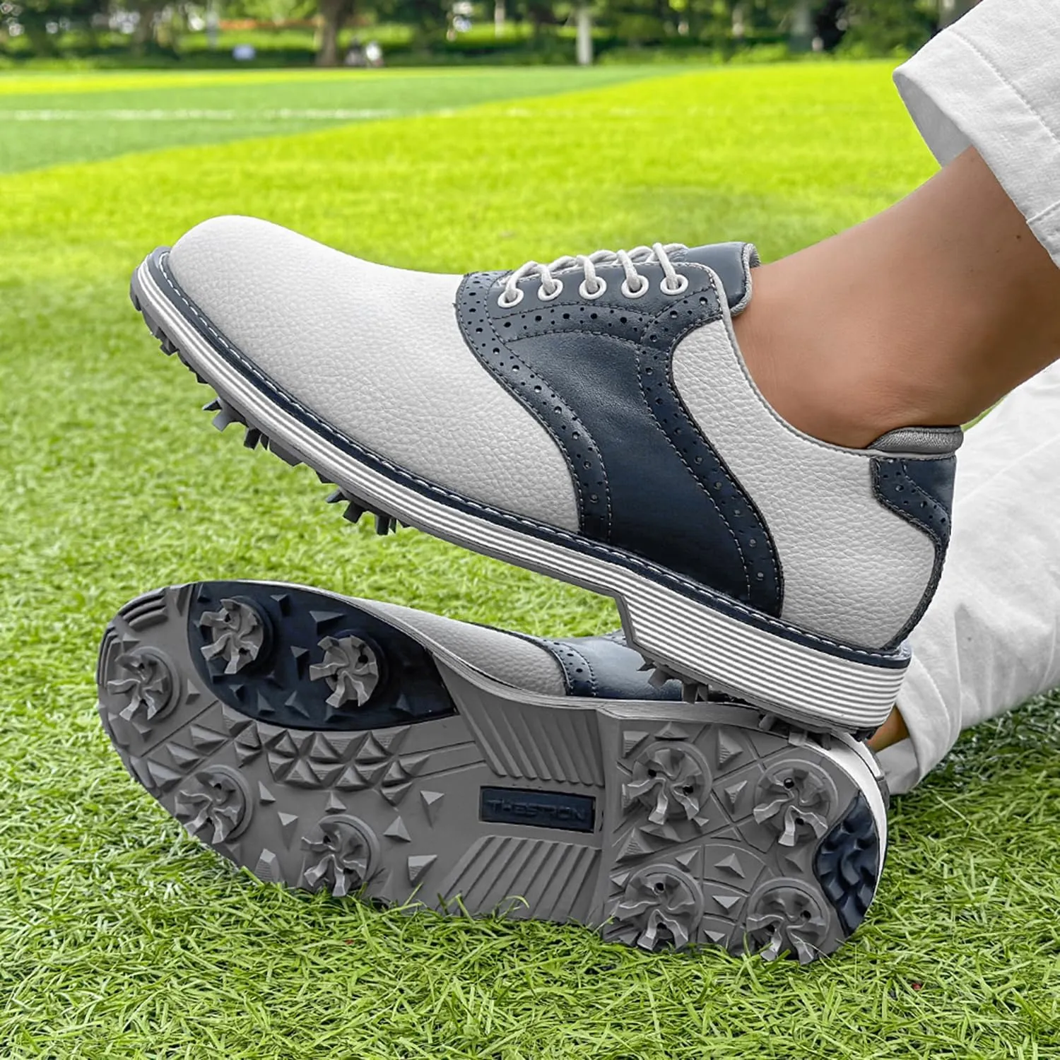Spikes Golf Shoes Men Professional Golf Shoes Waterproof Walking Footwears for Golfers Outdoor Gym Sneakers