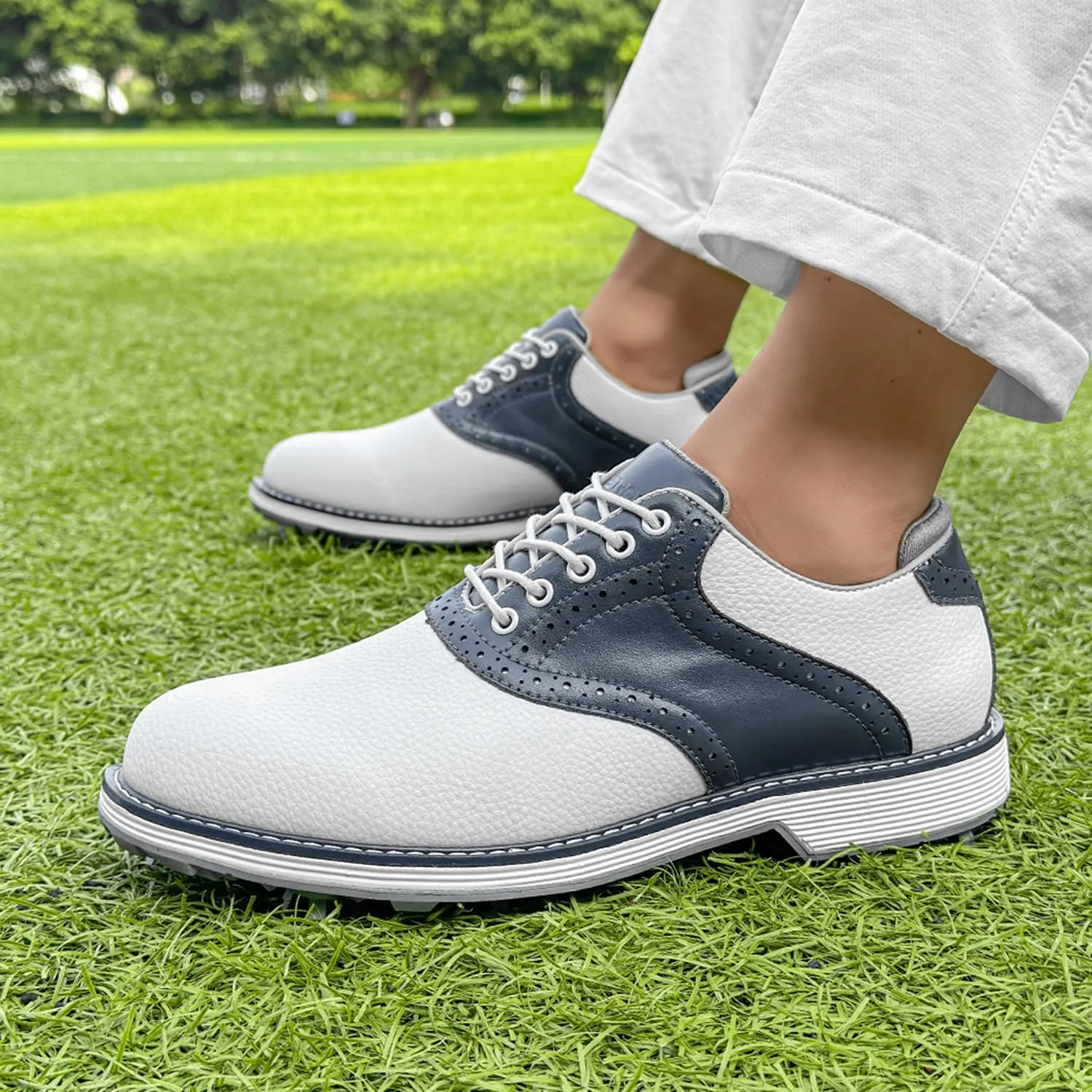 Spikes Golf Shoes Men Professional Golf Shoes Waterproof Walking Footwears for Golfers Outdoor Gym Sneakers