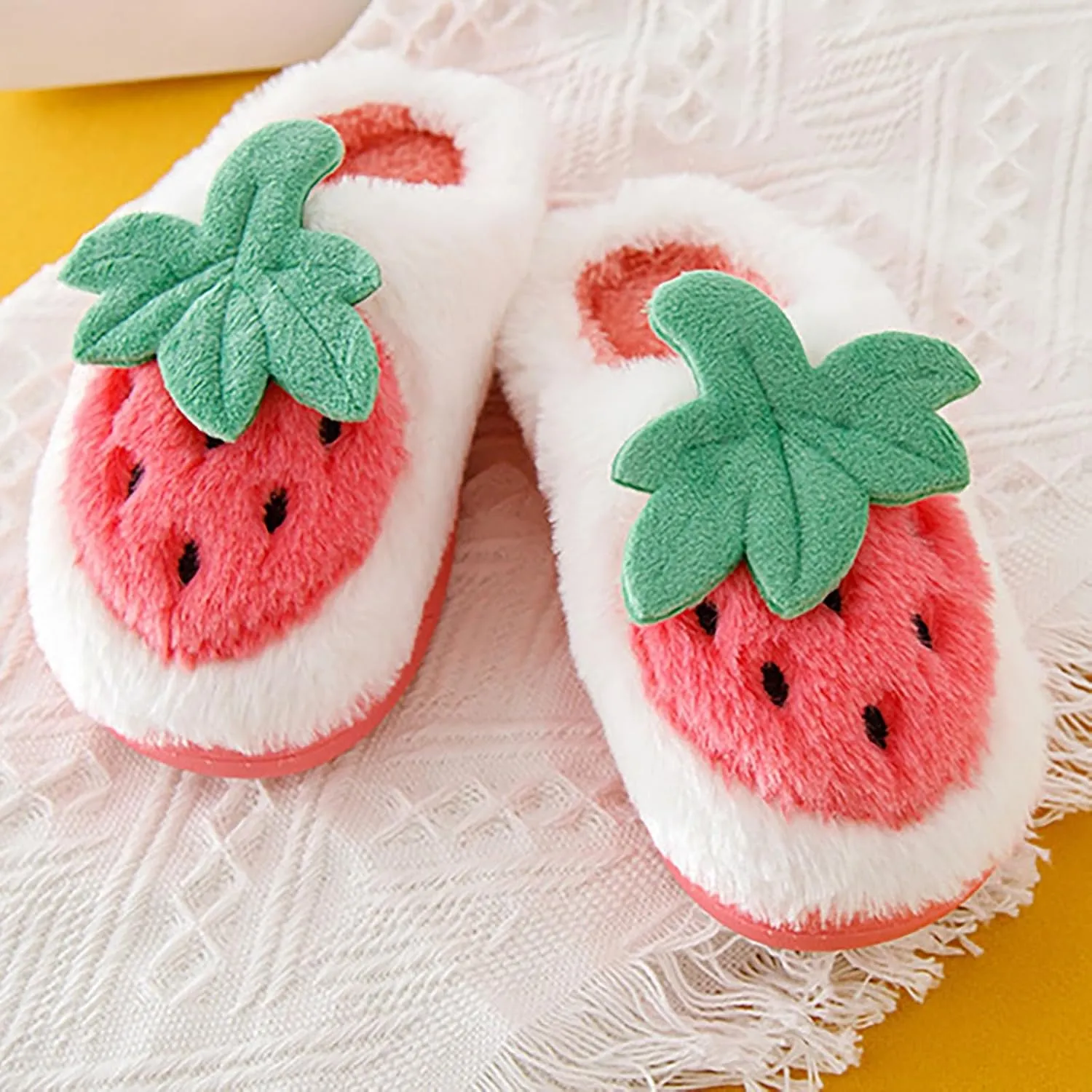 Sweet Strawberry Slippers for Toddler Kids Winter Cute 𝐂ozy House Shoes Girl Boy Warm Fleece House Slippers