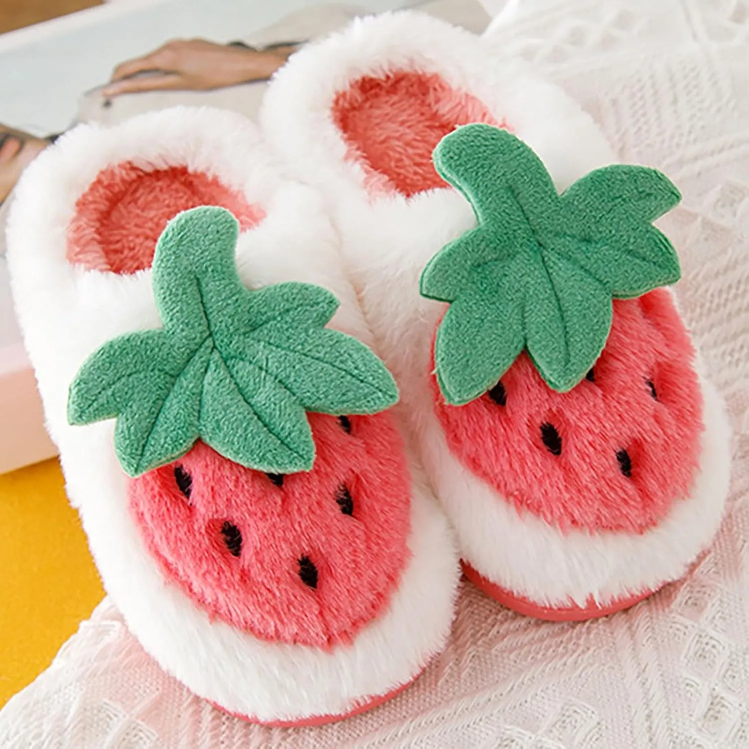 Sweet Strawberry Slippers for Toddler Kids Winter Cute 𝐂ozy House Shoes Girl Boy Warm Fleece House Slippers