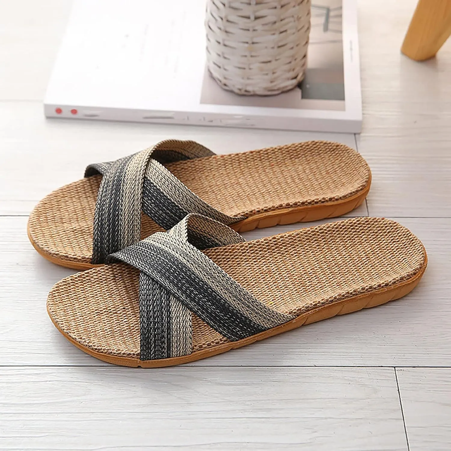 Unisex Flax Tatami Slippers Skidproof Linen Sandals for Indoor/Outdoor Use Open Toe Summer Shoes for Beach Hotel Home Travel Slipper