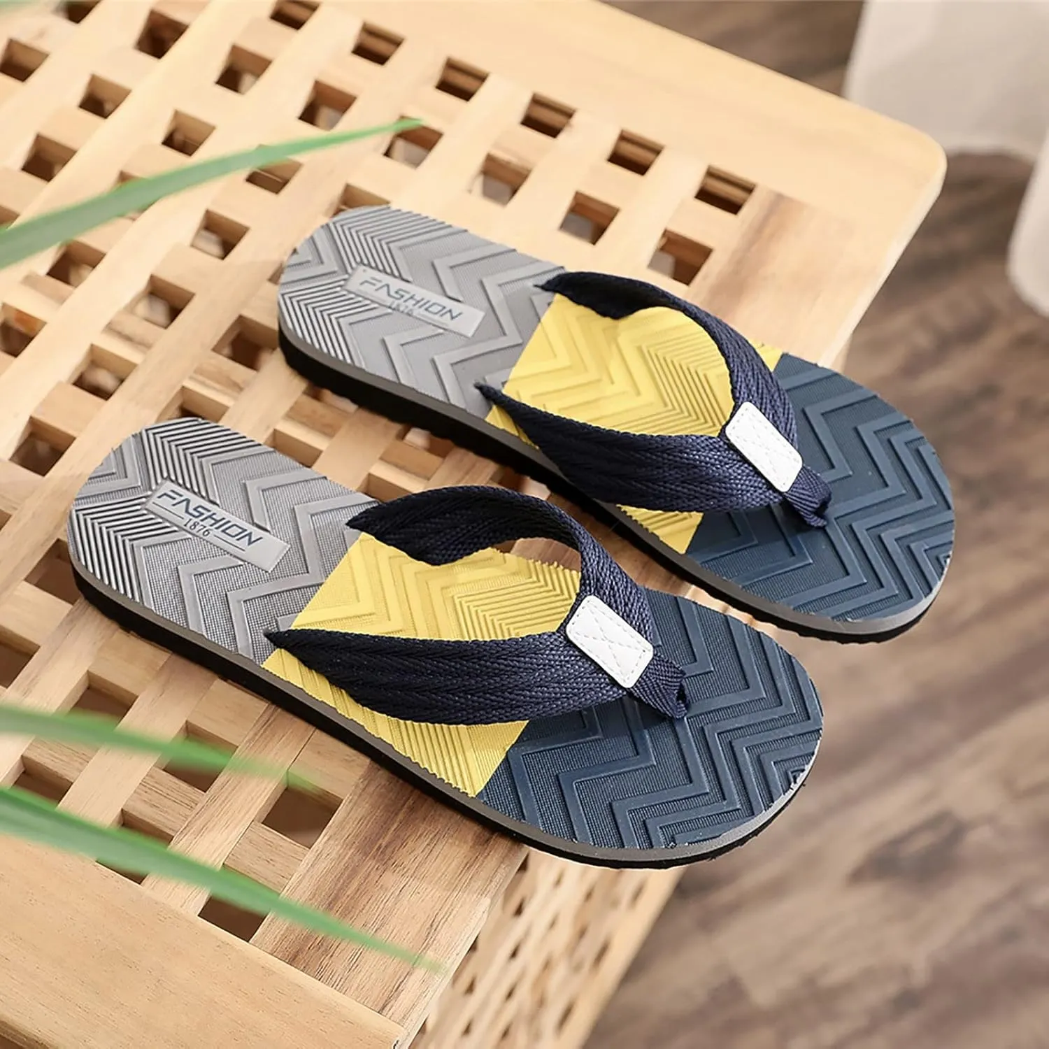 Vickyleb Flip Flops for Men Waterproof,Men's Flip Flops Slippers Slip Breathable Casual Beach Sandals