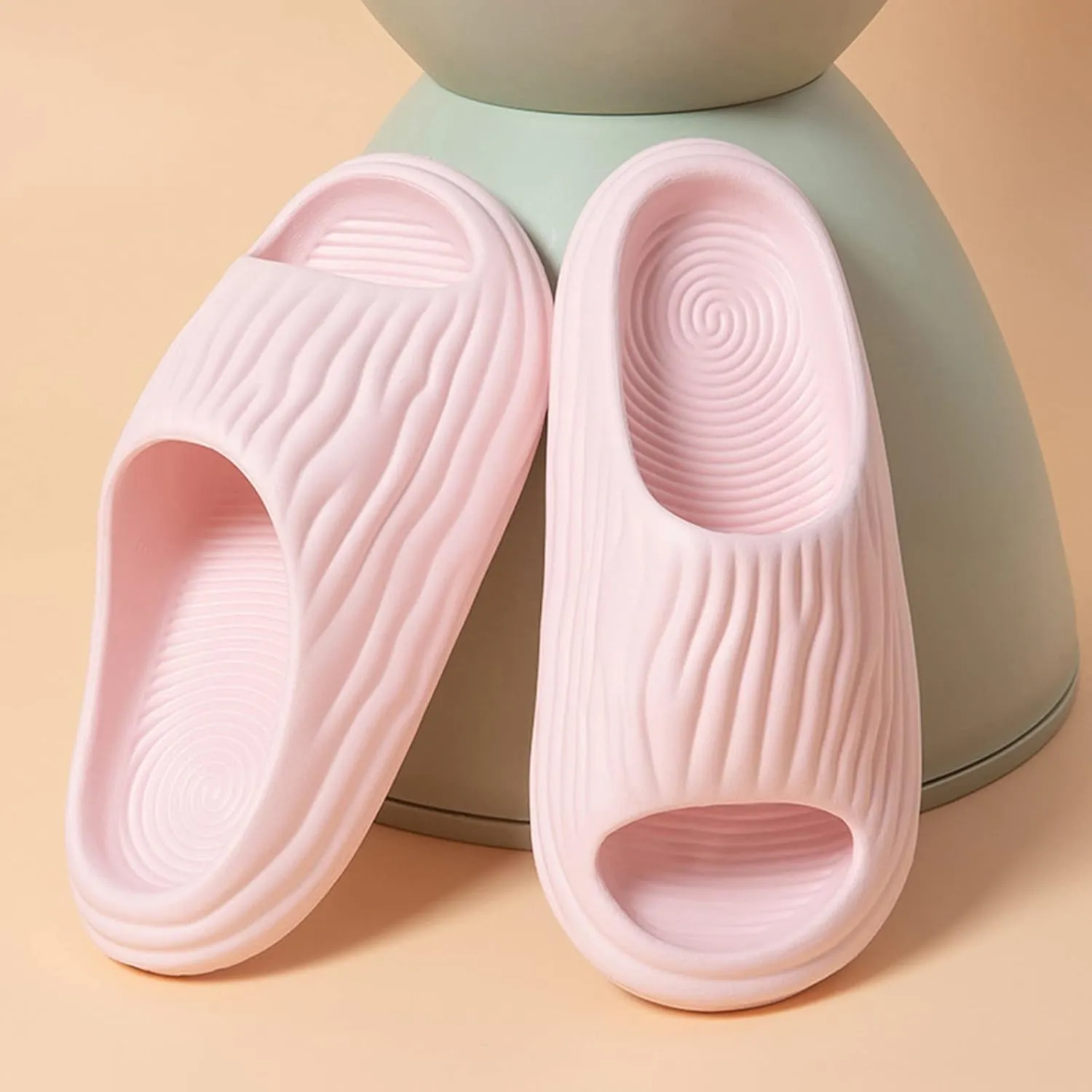 Women's Flat Slippers Dry Quickly Lightweight Bath Slippers Vacation Sandals Shower Slides for Women